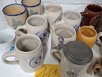 Lot 111 - bierpotten politie ong 25 stuks - afbeelding 2 van  3