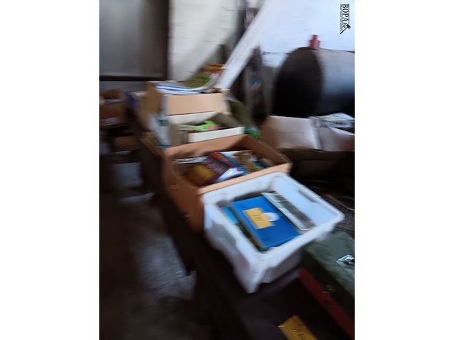 Lot 111 - boeken en kinderboeken - afbeelding 1 van  3