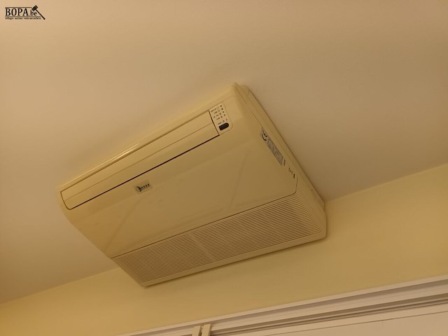 Lot 111 - rhoss opbouw airco/verwarming - afbeelding 1 van  4