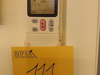 Lot 111 - rhoss opbouw airco/verwarming - afbeelding 4 van  4