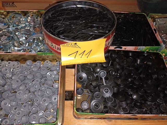 Lot 111 - werkmateriaal - afbeelding 3 van  4