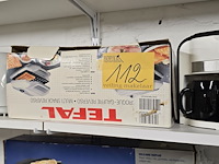 Lot 112 - broodrooster, wafelijzer en koffiezet - afbeelding 1 van  5