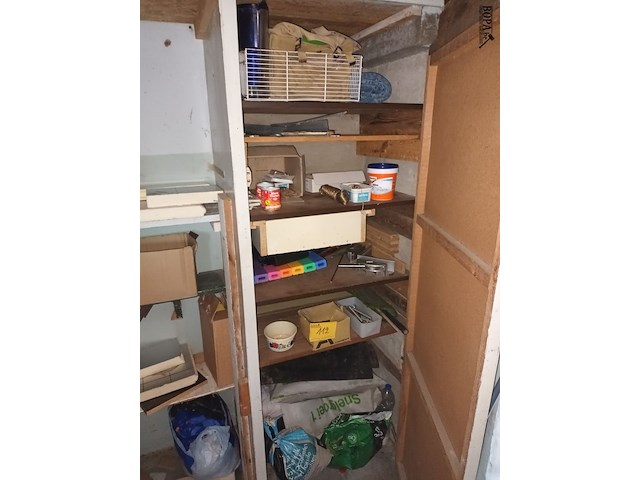 Lot 112 - diversen. inhoud kast - afbeelding 2 van  6