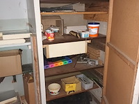 Lot 112 - diversen. inhoud kast - afbeelding 2 van  6