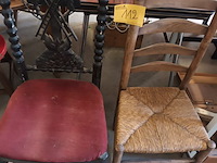 Lot 112 - kerkstoelen. 2 stuks - afbeelding 1 van  4