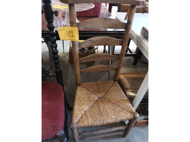 Lot 112 - kerkstoelen. 2 stuks - afbeelding 4 van  4