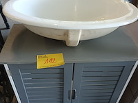 Lot 112 - lavabo meubel met lavabo - afbeelding 1 van  2