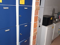 Lot 112 - lockerkast - afbeelding 1 van  2