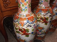 Lot 112 - oosterse vazen xl. 3 stuks - afbeelding 2 van  6