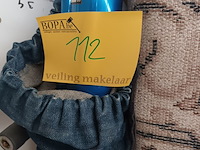 Lot 112 - perfecta projectiescherm - afbeelding 1 van  3