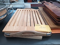 Lot 112 - snijplanken en serveerplanken. 15 stuks - afbeelding 2 van  5