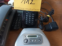 Lot 112 - telefonie en cd player. 6 stuks - afbeelding 3 van  3