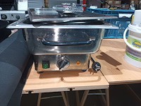 Lot 113 - chafing dish en schaaltje - afbeelding 2 van  4