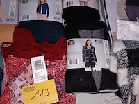 Lot 113 - dameskledij en sjaals. 24 stuks - afbeelding 4 van  5