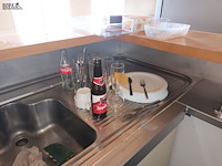 Lot 113 - keukengerei. inhoud toogmeubel - afbeelding 6 van  6