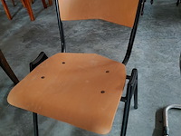 Lot 113 - lot 4 stoelen scandinavisch - afbeelding 5 van  9