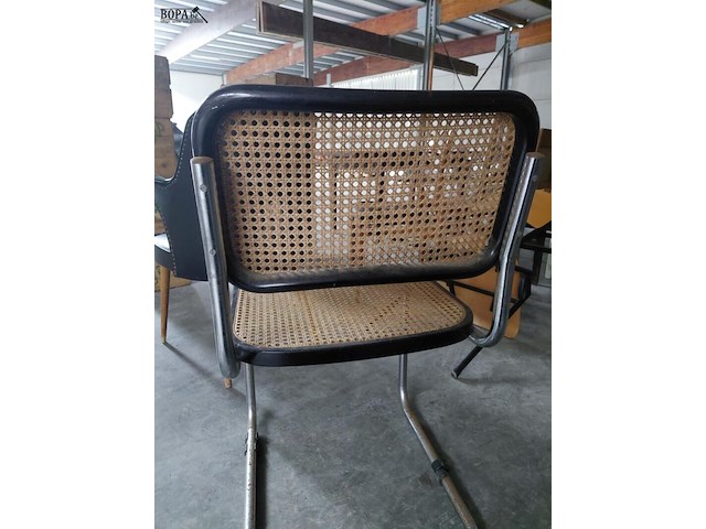 Lot 113 - lot 4 stoelen scandinavisch - afbeelding 8 van  9