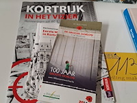 Lot 113 - oorlog boeken over kortrijk 8 stuks - afbeelding 2 van  4