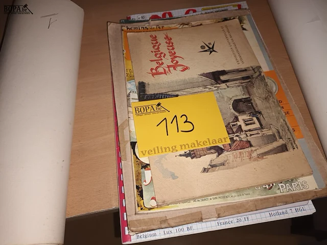 Lot 113 - posters en oude magazines. 12 stuks - afbeelding 8 van  8
