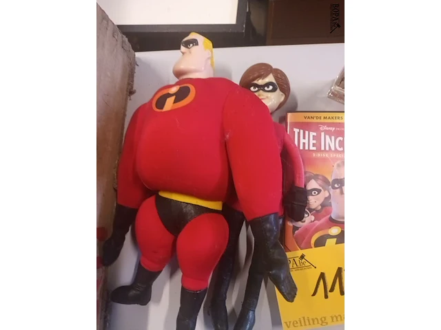 Lot 113 - the incredibles. 4 stuks - afbeelding 3 van  4
