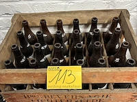 Lot 113 - vintage gevulde bierkratten - 2 stuks