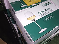 Lot 113 - wijnglas in doos. 8 dozen - afbeelding 1 van  2