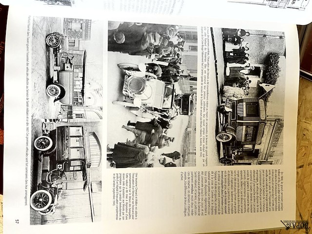 Lot 114 - at home with books en droomhotesl groot brittannie 2 boeken - afbeelding 5 van  8