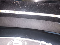 Lot 114 - darts bord en tapijt - afbeelding 3 van  4