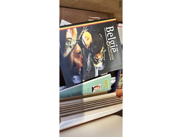 Lot 114 - doos diverse boeken - afbeelding 2 van  3