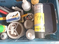 Lot 114 - verfmateriaal - afbeelding 6 van  6