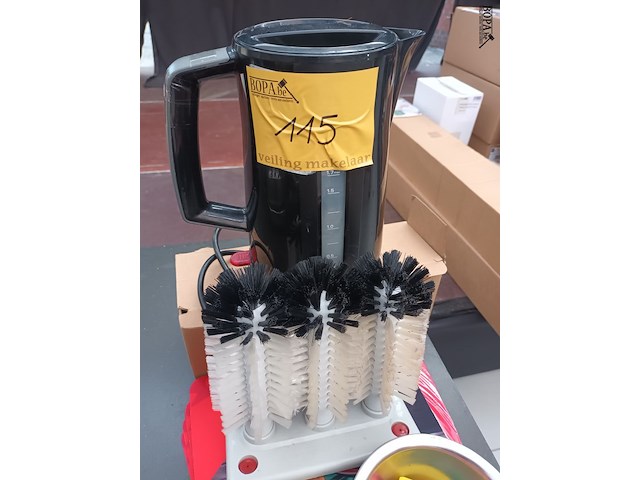 Lot 115 - barbenodigdheden - afbeelding 2 van  5