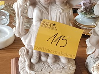 Lot 115 - beelden. 3 stuks - afbeelding 2 van  4