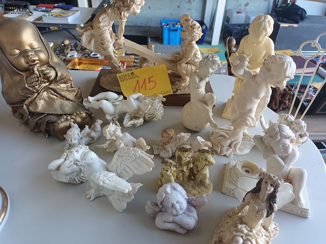 Lot 115 - deco. 16 stuks - afbeelding 1 van  6