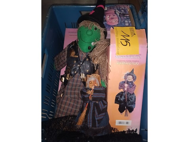 Lot 115 - heksen en pompoenen. 6 stuks - afbeelding 2 van  4