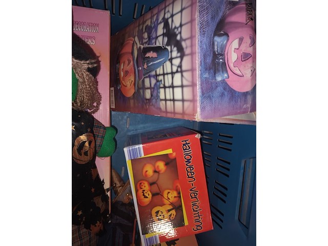 Lot 115 - heksen en pompoenen. 6 stuks - afbeelding 4 van  4