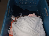 Lot 115 - kledij dames en heren. 26 stuks - afbeelding 2 van  4