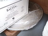 Lot 115 - kommen, borden en plateau’s - afbeelding 4 van  4