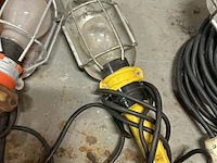 Lot 115 - looplamp - 3 stuks met bevestiging 230v - afbeelding 3 van  3