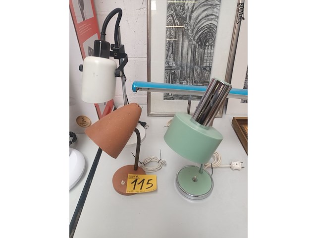 Lot 115 - retro bureaulamp. 4 stuks - afbeelding 1 van  5