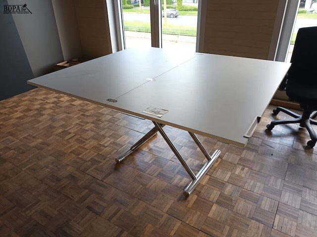 Lot 115 - ruimtebesparende tafel - afbeelding 1 van  5