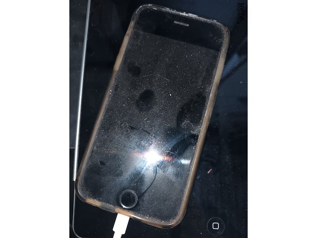 Lot 116 - apple iphone en ipad - afbeelding 2 van  5