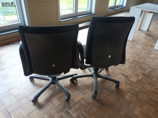 Lot 116 - bureaustoel. 2 stuks - afbeelding 3 van  8