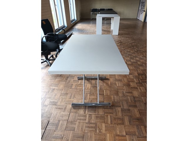 Lot 116 - bureaustoel. 2 stuks - afbeelding 8 van  8