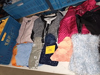 Lot 116 - dameskledij. 28 stuks - afbeelding 1 van  4