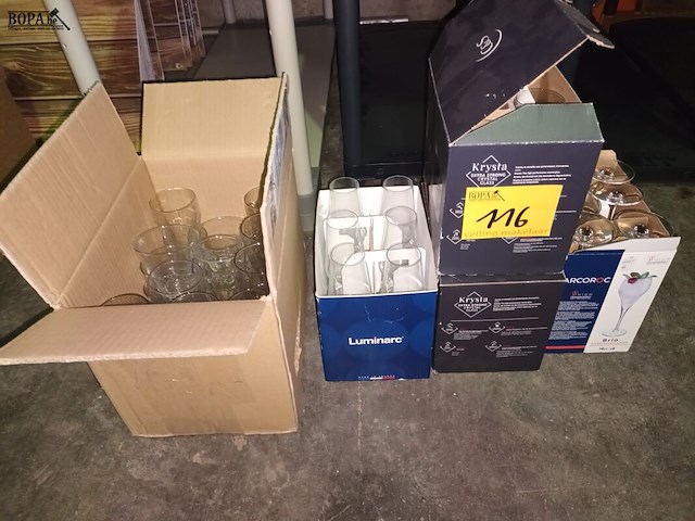 Lot 116 - diverse glazen. 5 dozen - afbeelding 1 van  4