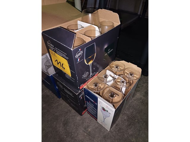 Lot 116 - diverse glazen. 5 dozen - afbeelding 4 van  4