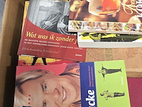 Lot 116 - doos diverse boeken - afbeelding 2 van  2