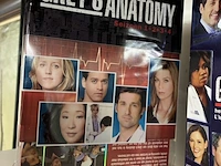 Lot 116 - dvd's grey's anatomy - afbeelding 2 van  4