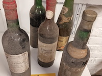 Lot 116 - flessen oude wijn. 5 stuks - afbeelding 1 van  4