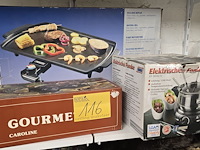 Lot 116 - gourmet, bakplaat en fondue set - afbeelding 1 van  4